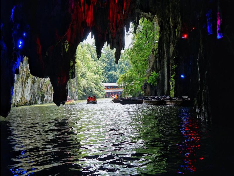 Guizhou Dragon Palace Cave 