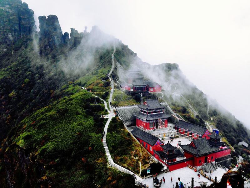 Temple in Fanjing Mountain