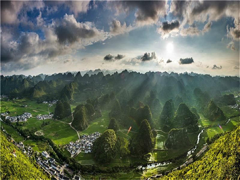 Forest of Ten Thousand Peaks