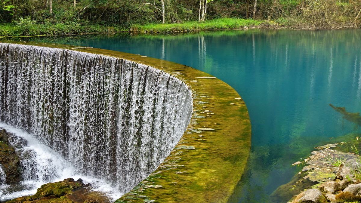 Libo Xiaoqikong Scenic Area