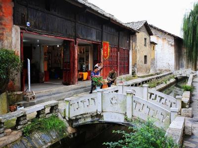 Tianlongtunbao Ancient Village