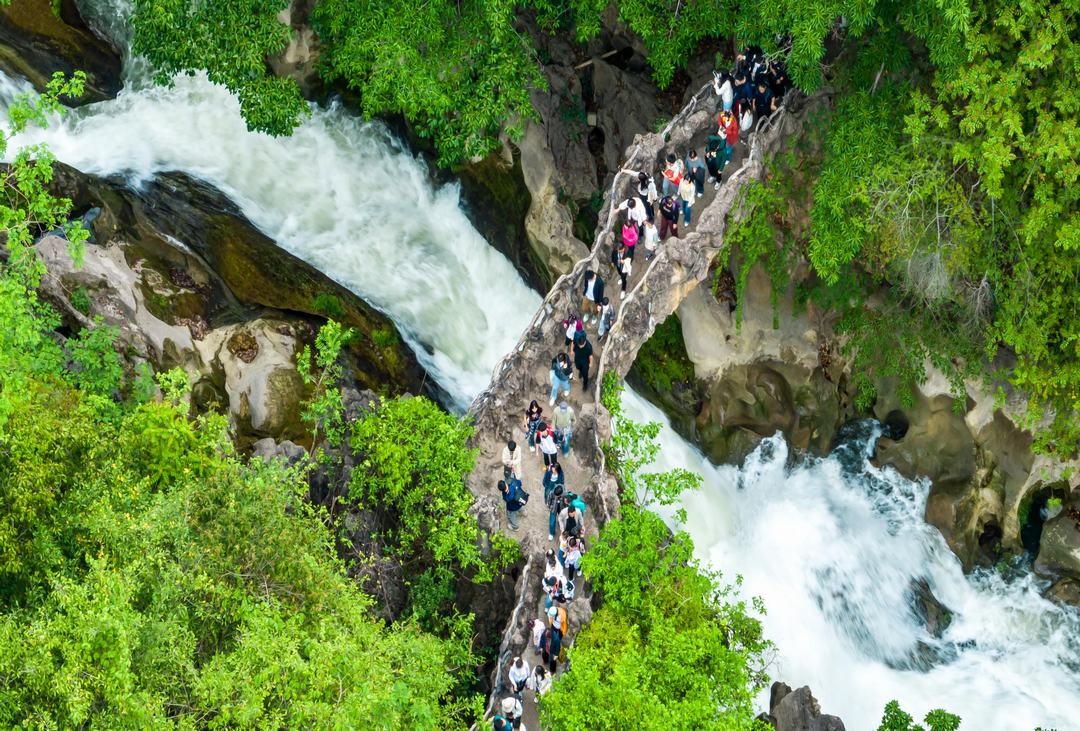 Tianxing Bridge Scenic Area, Guizhou